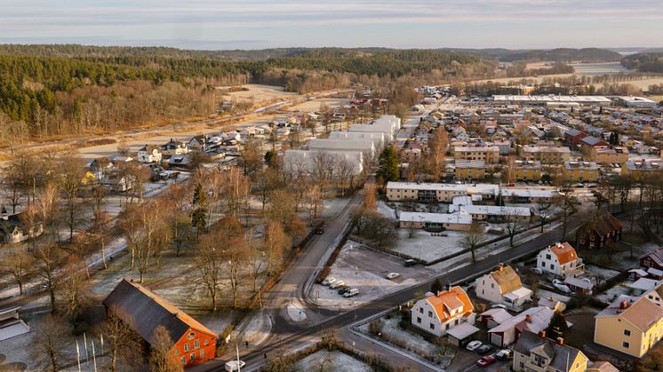 Här en färsk visualisering av den kommande byggnationen vid Brunnsparken.