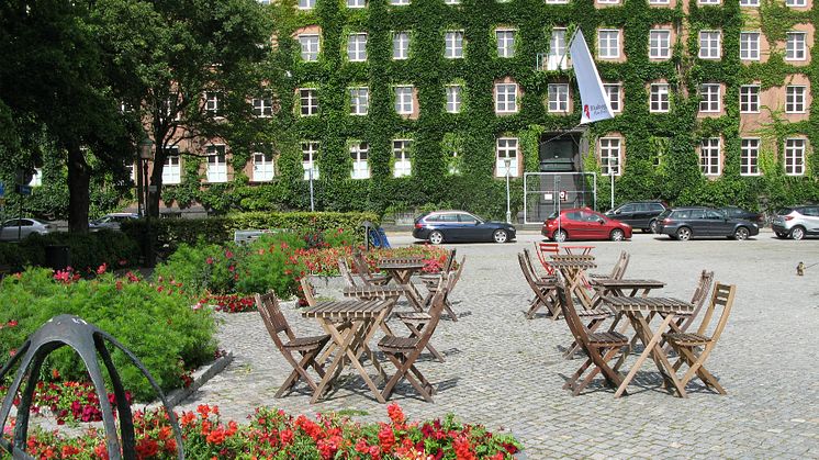 Vid Davidshalls torg, mitt i centrala Malmö, skapar Riksbyggen nya bostäder med bästa läge i det fd polishuset.