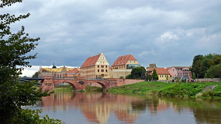 Die Pöppelmannbrücke überspannt die Mulde bei Grimma - Foto: Franziska Tiedtke