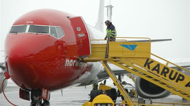 Norwegians Boeing 737-800 i Karup Lufthavn 