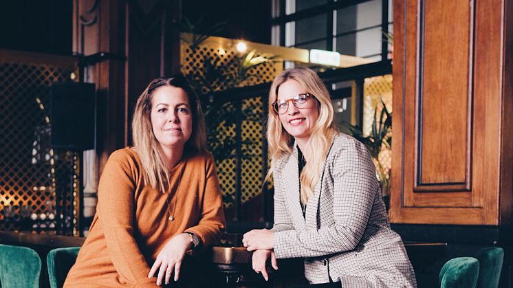 Jenny Aldenborg och Maria Brygelsson - elever från inredningskurser.se