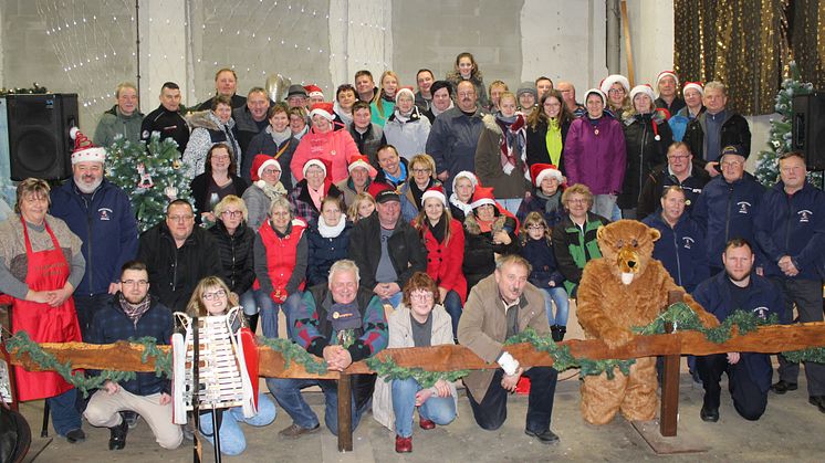 Aktion im Gut Mößlitz: "Weihnachten im Stall" - 9.000 Euro für Kinderhospiz Bärenherz