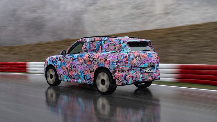 En helt ny generasjon MINI Countryman nærmer seg