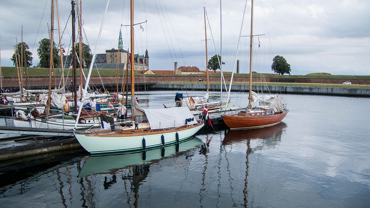 (Foto_Henrik_B_Hansen) "Øresund på Langs" i Kulturhavnen. Lørdag d. 12 august lægger skibene fra Danmarks største kapsejlads for klassiske træskibe, igen til kaj Helsingørs historiske havn. 