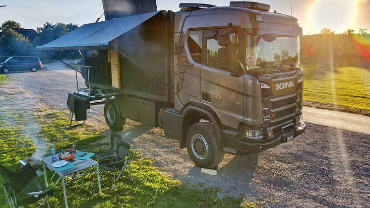 Mit dem Scania R 370 XT 4x4 als Motorhome geht es für das Ehepaar Thomas Würsten und Regis Zen Ruffinen bald auf Reise. 