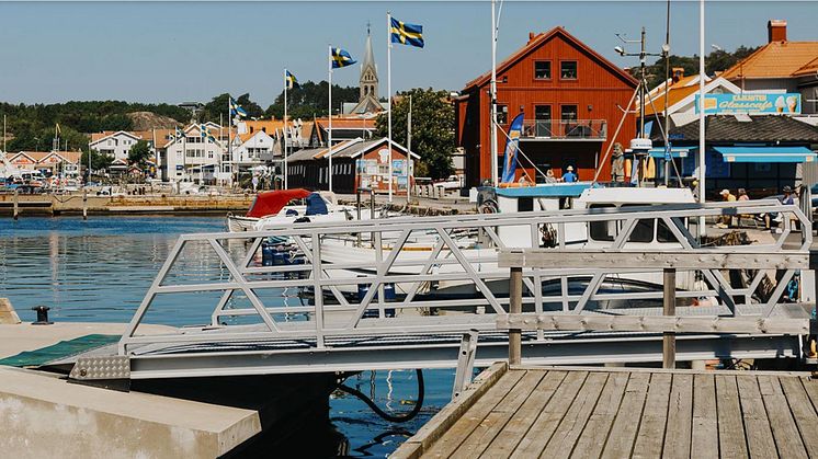 Rixöbryggan, Grebbestad - Weland AB