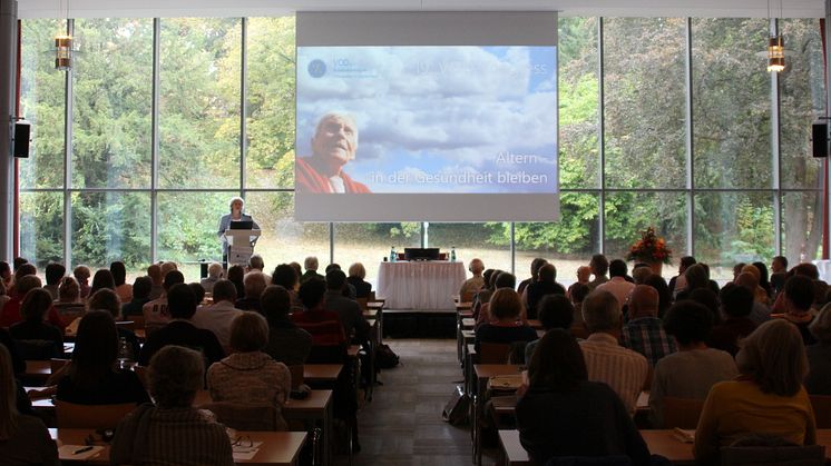 Osteopathie: Mehr Lebensqualität im Alter / 220 Osteopathen beim 19. Kongress in Bad Nauheim / Neue Studien vorgestellt