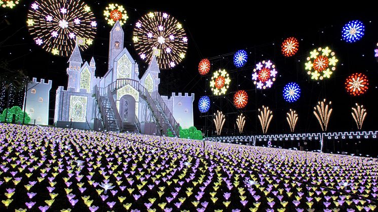Beautiful Illuminations Light up the Winter Sky in Japan.  Enrich Your Nightlife with Seasonal Illuminations on View  for a Limited Time Only.