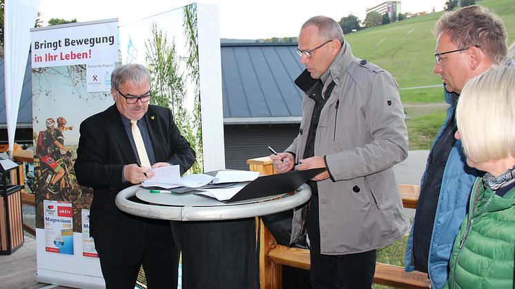 Unterzeichnung der Kooperationsvereinbarung in Kurort Oberwiesenthal (Foto: TVE)