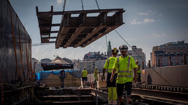 Stål & Rörmontage AB har varit entreprenör för bytet av stålbroarna. Bild: Gustav Kaiser, Region Stockholm