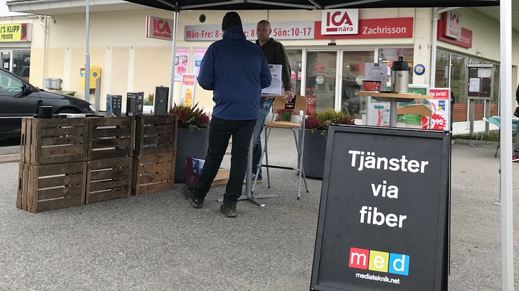 Inför lördagens fiberaktivitet utanför ICA Nära Zachrisson