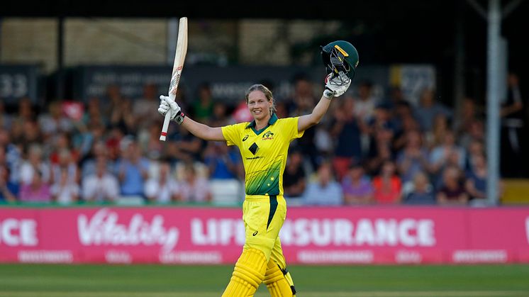 Meg Lanning made a fine hundred. Photo: Getty Images