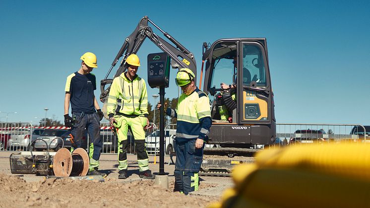 Minimala utsläpp när Volvo CE installerar laddplatser i Eskilstuna 