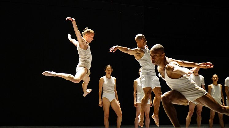 Batsheva Dance Company. Photo: Gadi Dagon