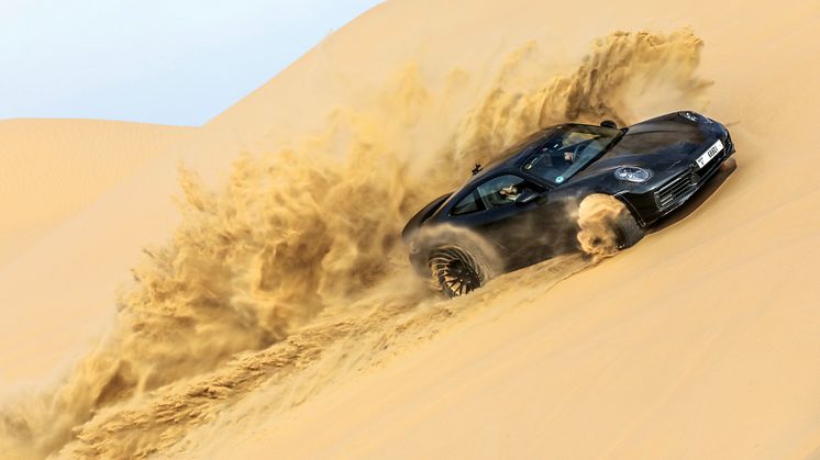 Porsche vil løfte sløret for den spektakulære 911 Dakar på Los Angeles Auto Show 16. november 2022.