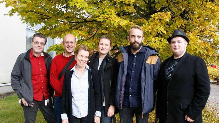 Lärarna Kenneth Eriksson, Niklas Ericsson, Anneli Martin  och ingenjörsstudenterna  Lisa Wadstedt, Thomas Svensson och Petter Håkansson möttes upp för en återträff i slutet av oktober.