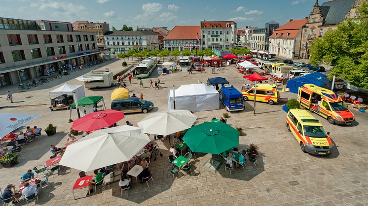 Zwischen Paul-Wunderlich-Haus und Rathaus wird es künftig freies WLAN geben. Foto: Torsten Stapel