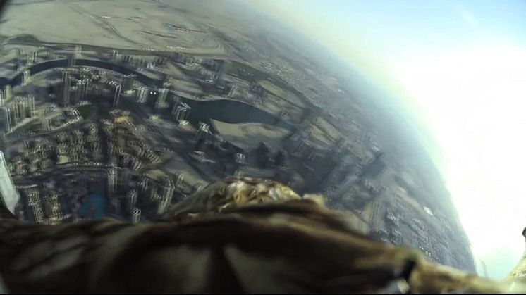 Dubai World Record Eagle Flight - Action Cam - Sony
