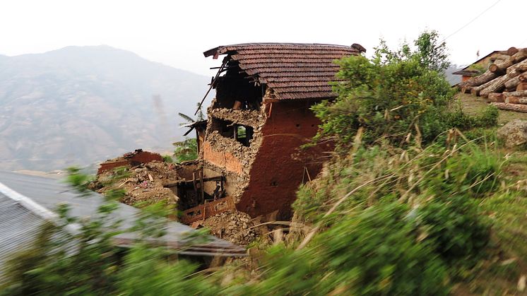 Förstörda hem efter jordbävning i Nepal