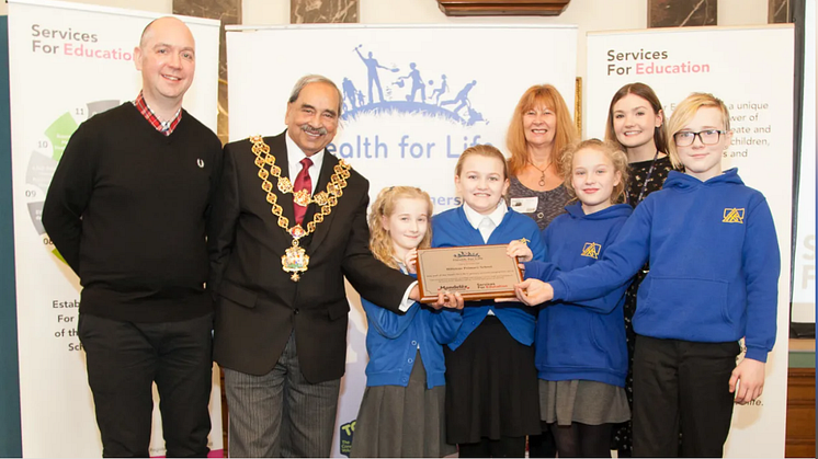 Students from Hillstone Primary School receiving their Health for Life award