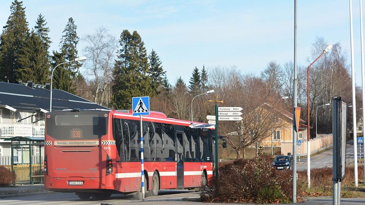 Norrtäljes politiska ledning kräver stopp av försämringar i SL-trafiken