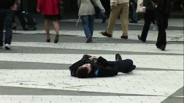 Flashmob mot rattfylla på Sergels torg, Stockholm