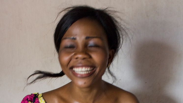Fotoutställning i Gallerian ger annan bild av Kongos kvinnor