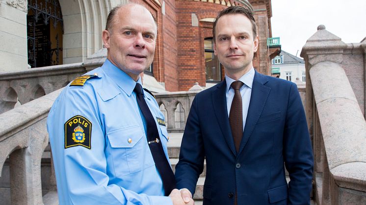 Helsingborgs stad och Polisen nordvästra Skåne undertecknade den 15 mars 2018 en samverkansöverenskommelse.