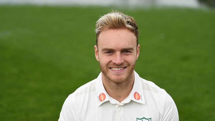 Worcestershire's Ben Cox replaces Nottinghamshire's Tom Moores in the England Lions squad (Getty Sport)