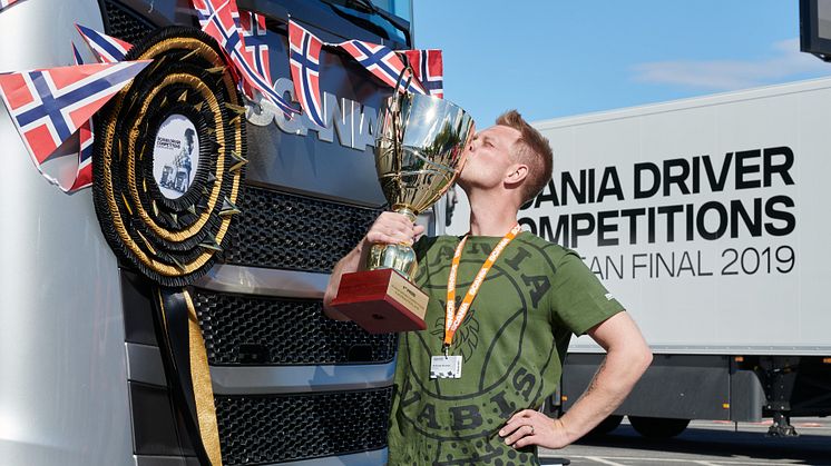 Der glückliche Gewinner der Scania Driver Competitions 2019 kommt aus Norwegen.