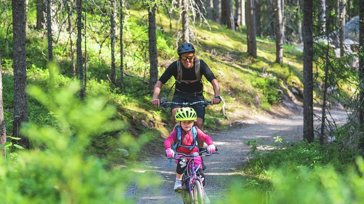 Skikjører Anders Backe har vært i Trysil sammen med hele familien i sommer. Foto: Jonas Sjögren