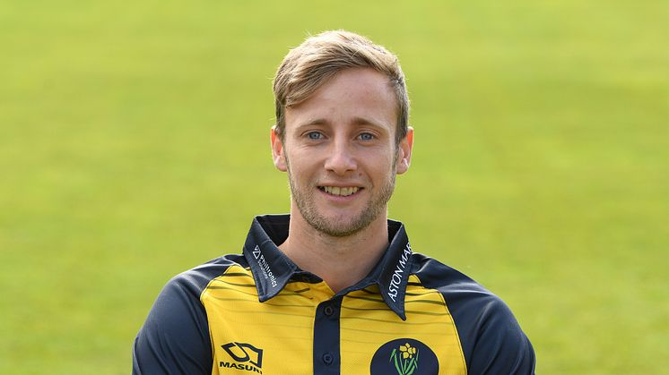 ​Billy Root suspended from bowling