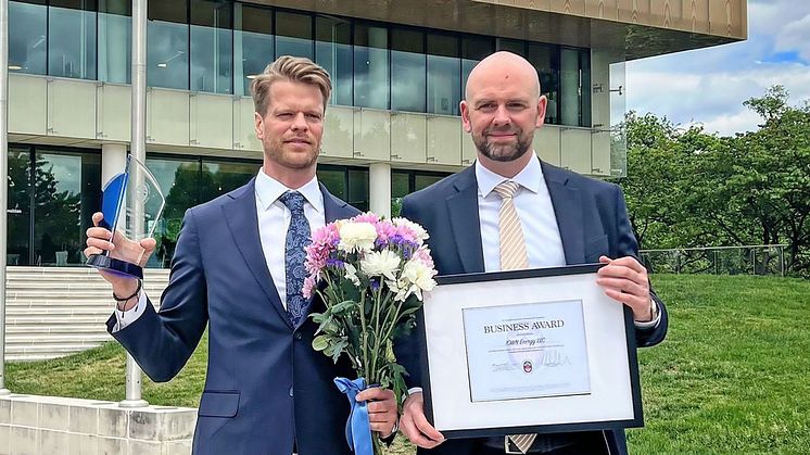 Hans-Christian Schulze och Richard Larsson, IOWN Energy vann SACC USA Business Award 2023.