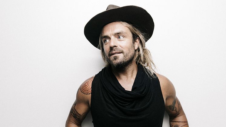 ​Xavier Rudd surfer VEGA ind i indie-folkens solnedgang