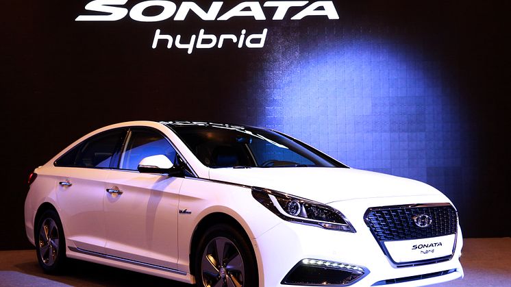 Hyundai på offensiven med hybrid