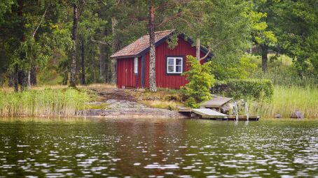 Säsongen över - få letar fritidshus i dag!  Kan innebära köpläge inför nästa sommar?