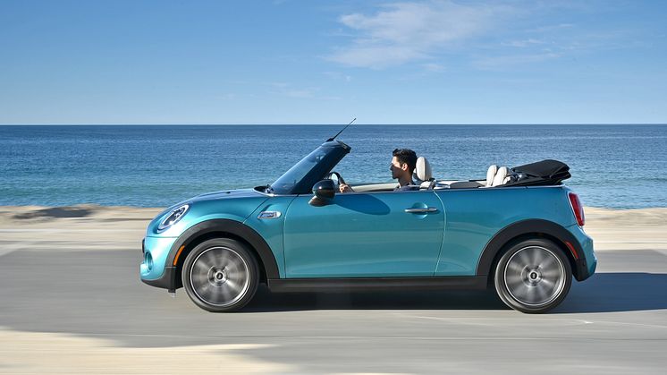 MINI Cabrio - Kørende