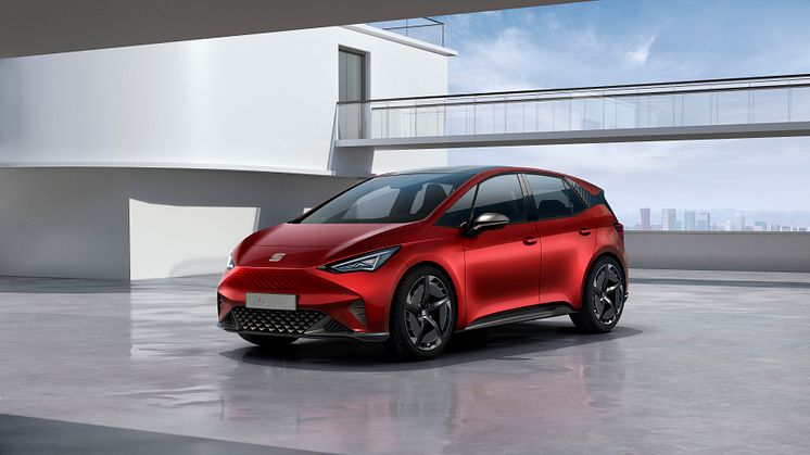 SEAT-el-Born-plugged-into-electric-mobility_01_HQ