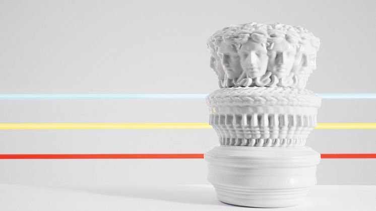 Inspired by the idea of a rotating Medusa head: Euphoria collection by Rosenthal meets Versace. 