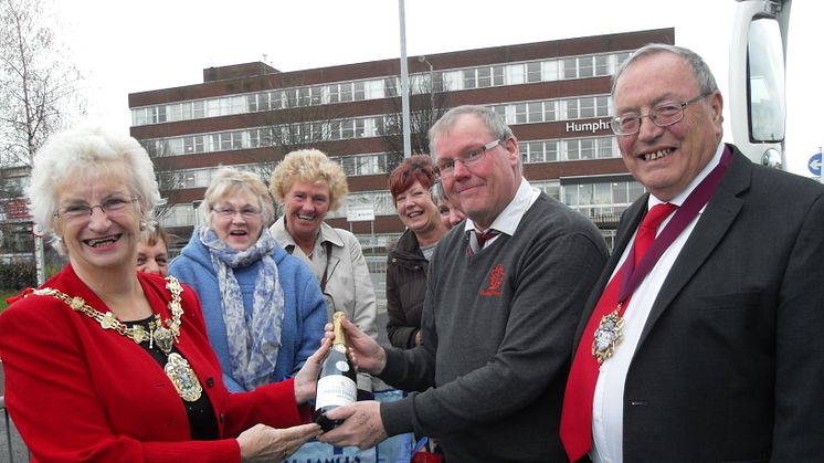 Champagne occasion as Bury Market welcomes 1,500th coach this year