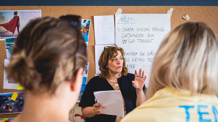 Vesna Vasiljkovic, affärs- och kontorschef Tengbom, håller en workshop inom Jämt Jämlikt.