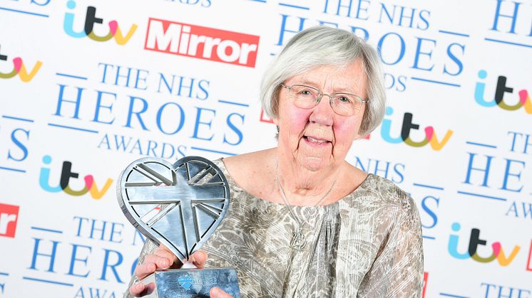 Averil Mansfield CBE holds her Lifetime Achievement Award 