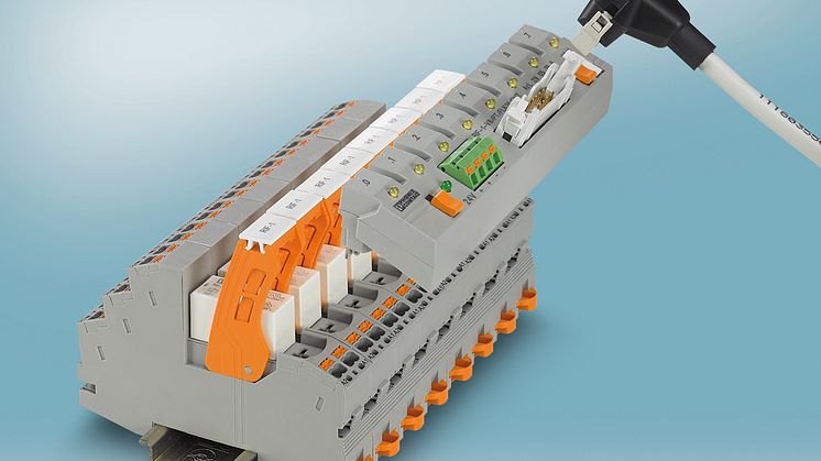 System cabling adapter for industrial relay systems