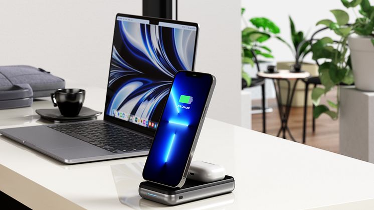 Duo Wireless Charger Power Stand kan vara med dig överallt.