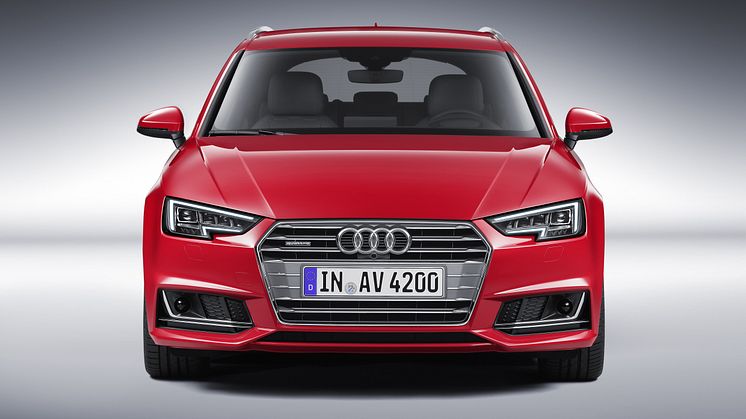 A4 Avant front in Tango Red
