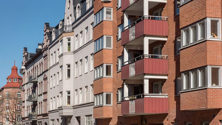 Glöm inte att gå igenom bostadsrättsföreningens årsredovisning.