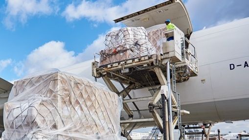 Lufthansa Cargo invests in Berlin startup cargo.one