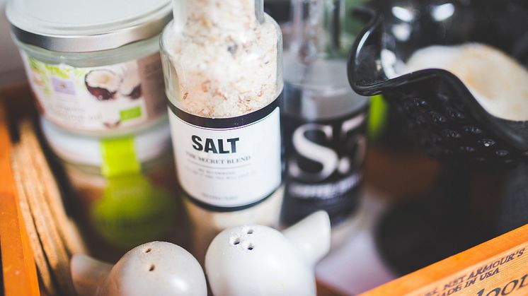 Livsmedelsbranschen satsar på mindre salt i maten