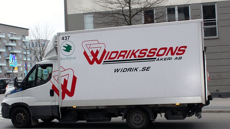 Widrikssons åkeri erbjuder transporter märkta med Bra Miljöval.