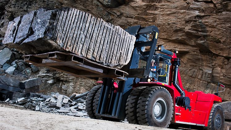 8. Kalmar DCF 500-12 